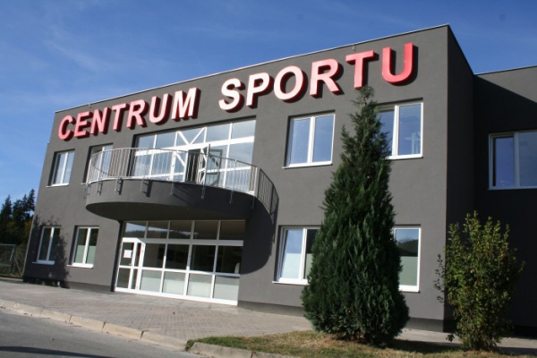 TM Stav, spol. s r. o. - Rekonstrukce budovy Centrum sportu Bobrky