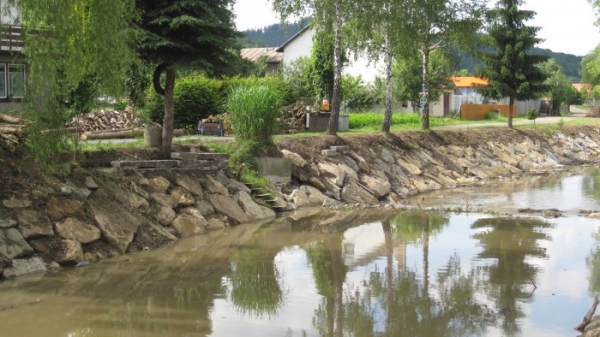 Oprava vodního toku Senice v km 0,650 – 9,650