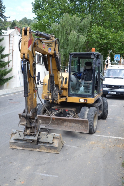 TM Stav, spol. s r.o. - Terex TW 85 - kolové rýpadlo